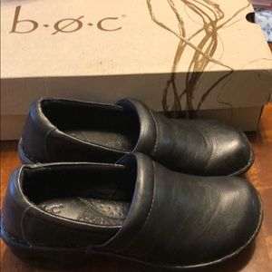 Born Miles Black size 8 new